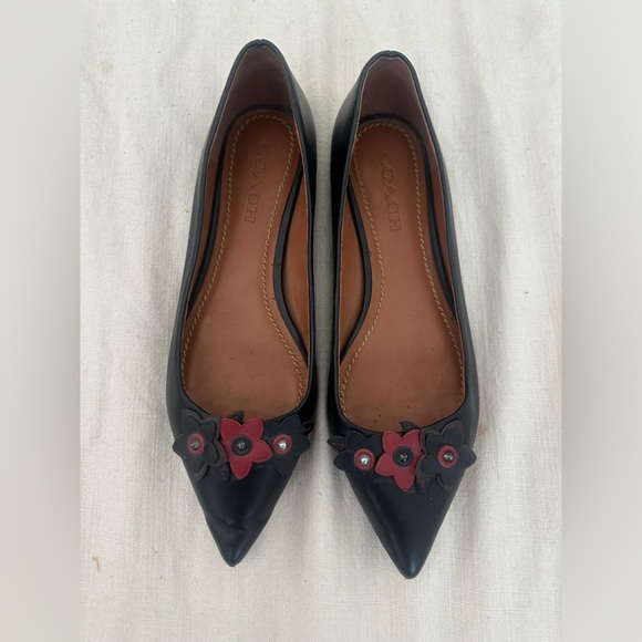 Coach Leather Flat With Floral Applique Size 9.5 - Picture 3 of 6